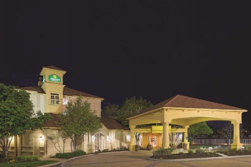 La Quinta by Wyndham St. Louis Westport - image 35