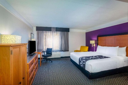 La Quinta by Wyndham St. Louis Westport - image 47