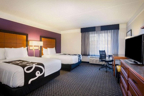 La Quinta by Wyndham St. Louis Westport - image 48
