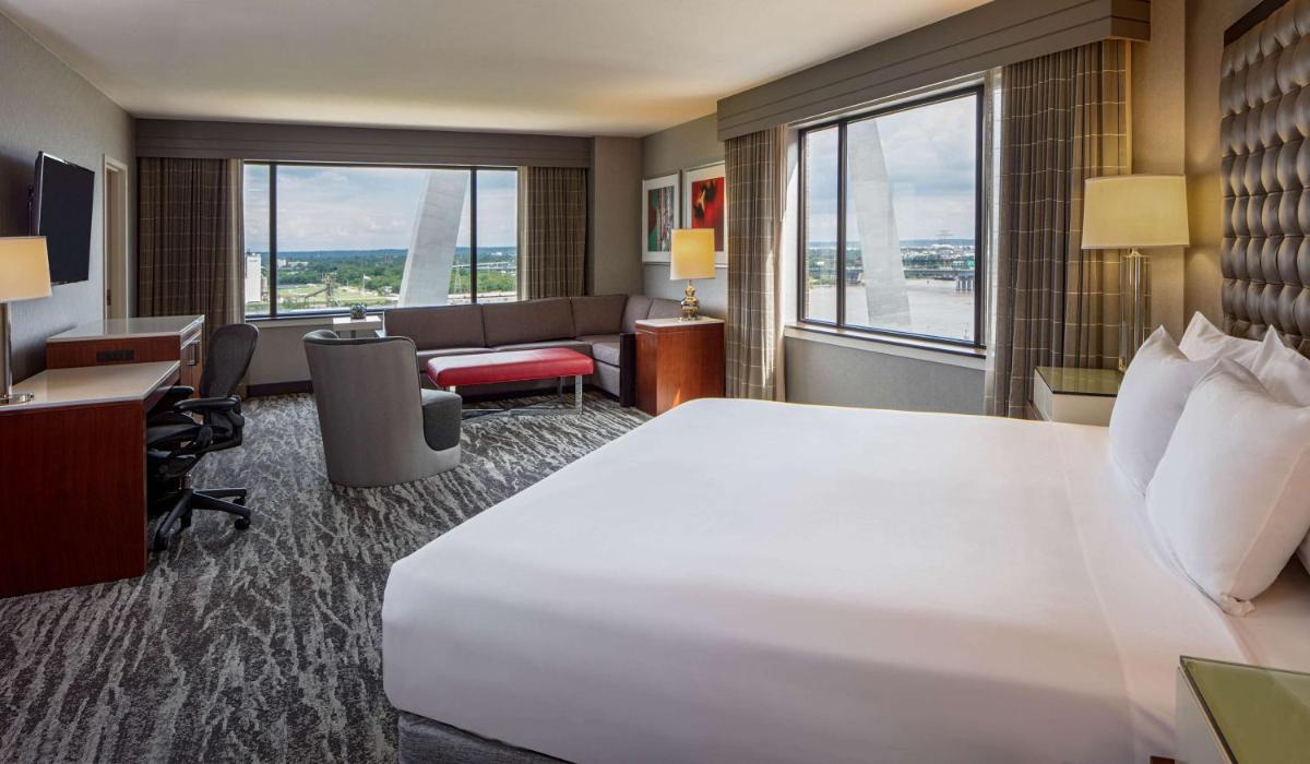 Hyatt Regency Saint Louis at The Arch - image 2