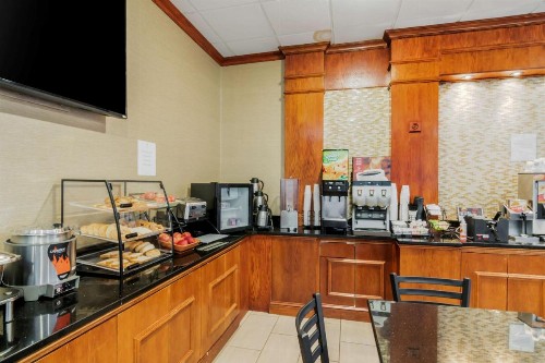 Best Western Kirkwood Inn - image 11