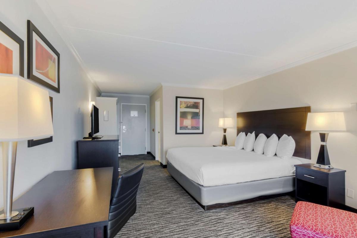 Best Western Kirkwood Inn - image 2