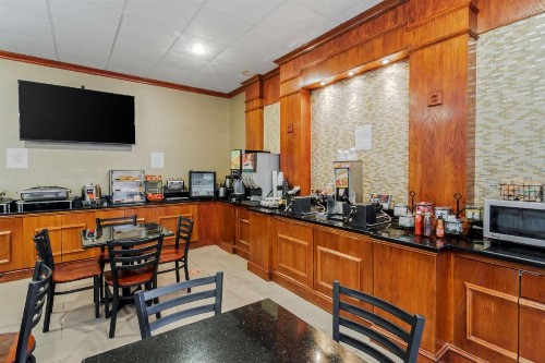 Best Western Kirkwood Inn - image 6