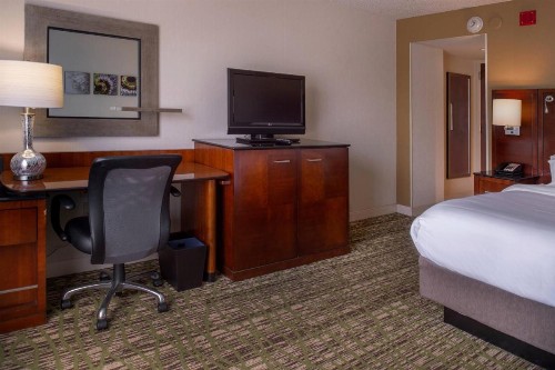 Marriott St. Louis West - image 11