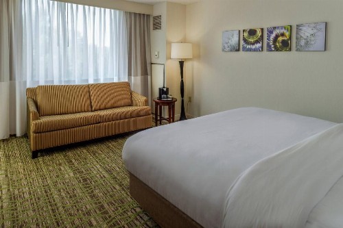 Marriott St. Louis West - image 14