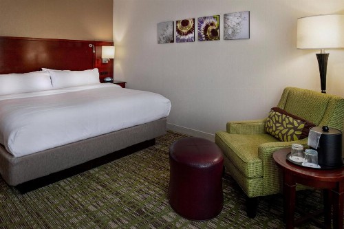 Marriott St. Louis West - image 9