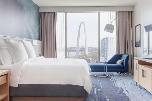Four Seasons St. Louis - image 33