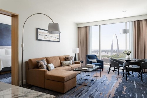 Four Seasons St. Louis - image 35