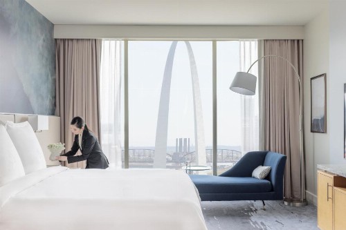 Four Seasons St. Louis - image 48