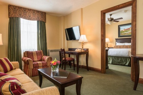 Missouri Athletic Club - image 2