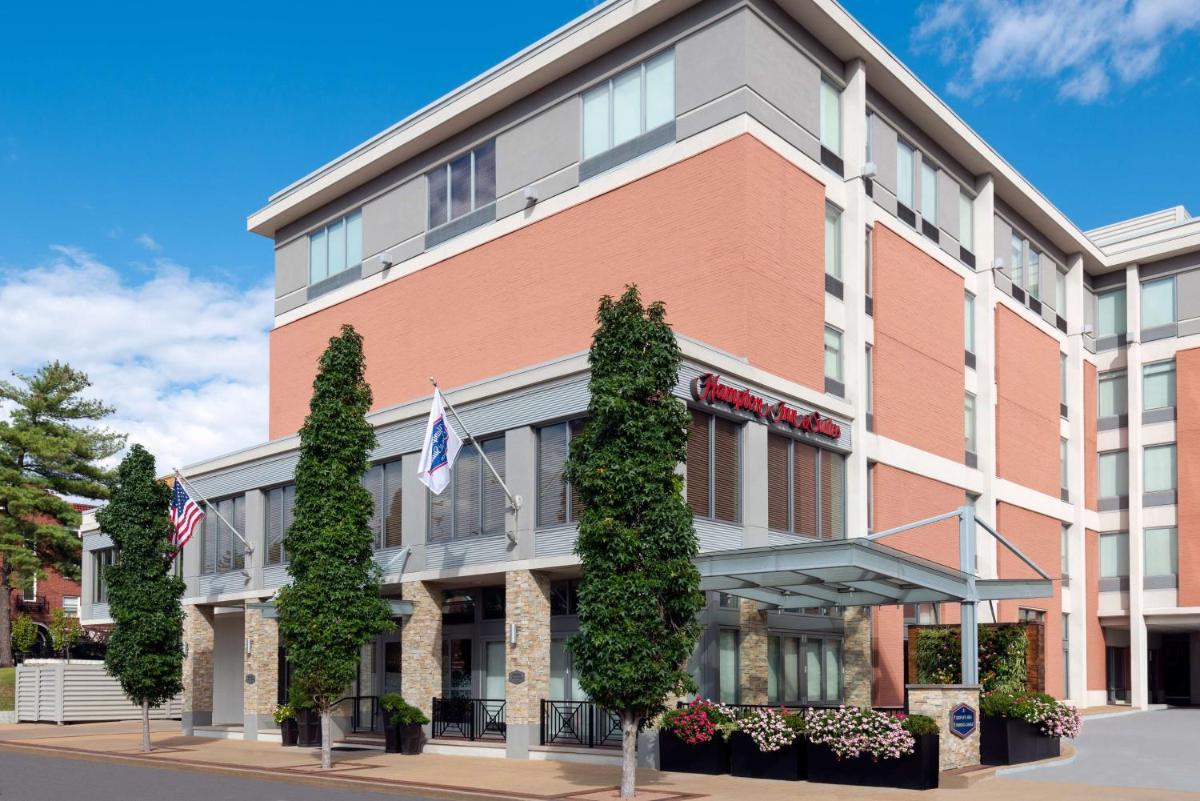 Hampton Inn and Suites Clayton/St. Louis-Galleria Area - main image