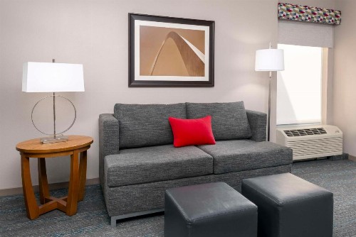 Hampton Inn and Suites Clayton/St. Louis-Galleria Area - image 26