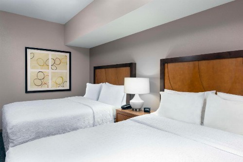 Hampton Inn and Suites Clayton/St. Louis-Galleria Area - image 28