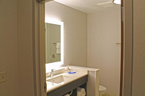 Holiday Inn Express & Suites - St. Louis South - I-55 an IHG Hotel - image 3