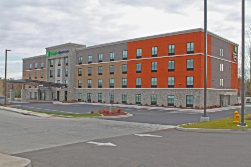 Holiday Inn Express & Suites - St. Louis South - I-55 an IHG Hotel - image 4