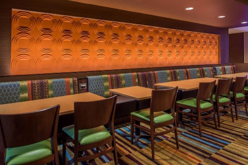 Fairfield Inn & Suites by Marriott St. Louis Westport - image 15