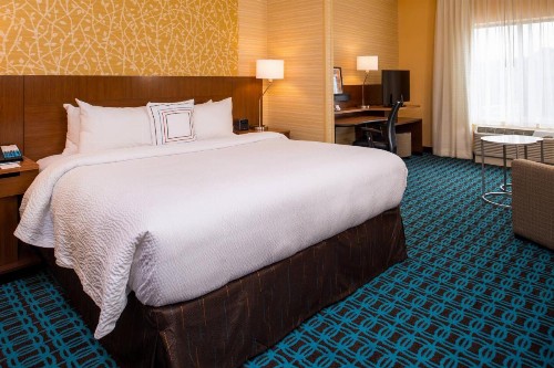 Fairfield Inn & Suites by Marriott St. Louis Westport - image 23