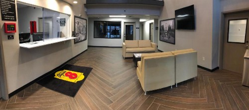 Super 8 by Wyndham St. Louis North - image 8