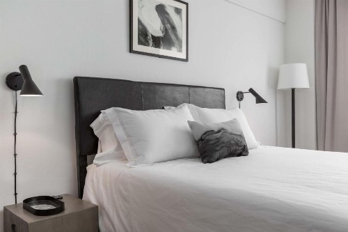 Sleek CWE Studio near BJC by Zencity