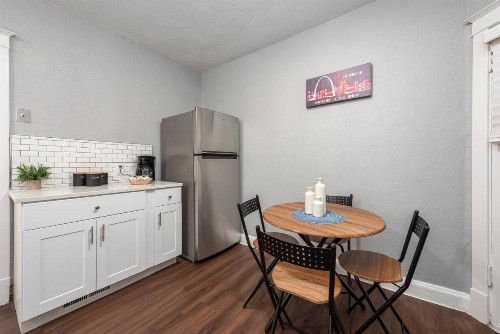 Charming & Historic 1BR - image 7