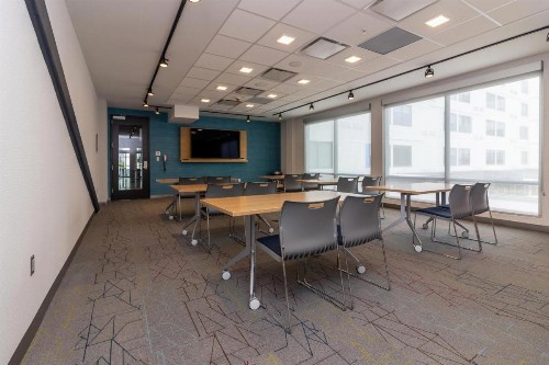 Aloft St. Louis Cortex - image 14