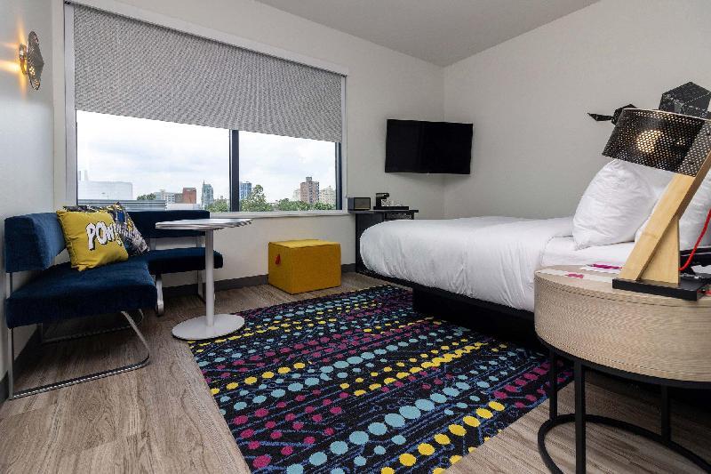 Aloft St. Louis Cortex - image 3