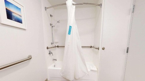 Hampton Inn St. Simons Island - image 9