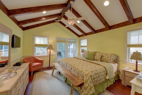 The Grey Owl Inn - image 11