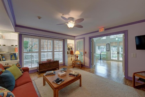 The Grey Owl Inn - image 8
