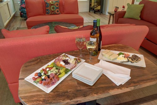 The Grey Owl Inn - image 9