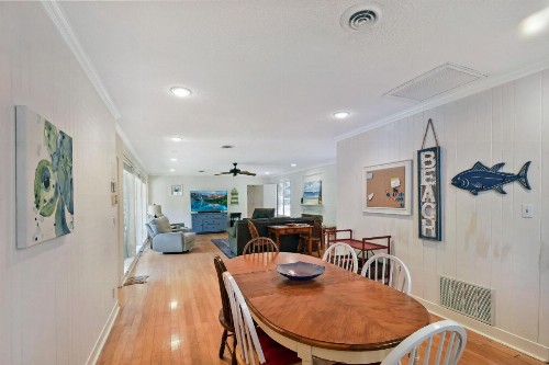 The Pink House - image 15