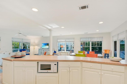 Beach House - image 12