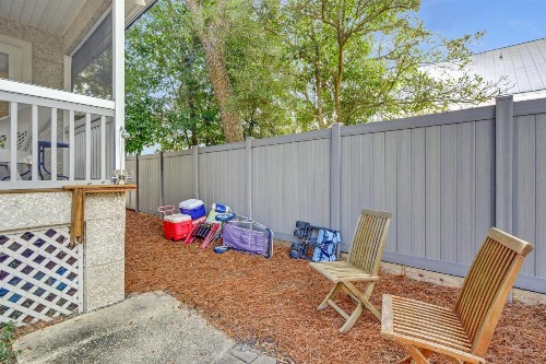 Beach House - image 22