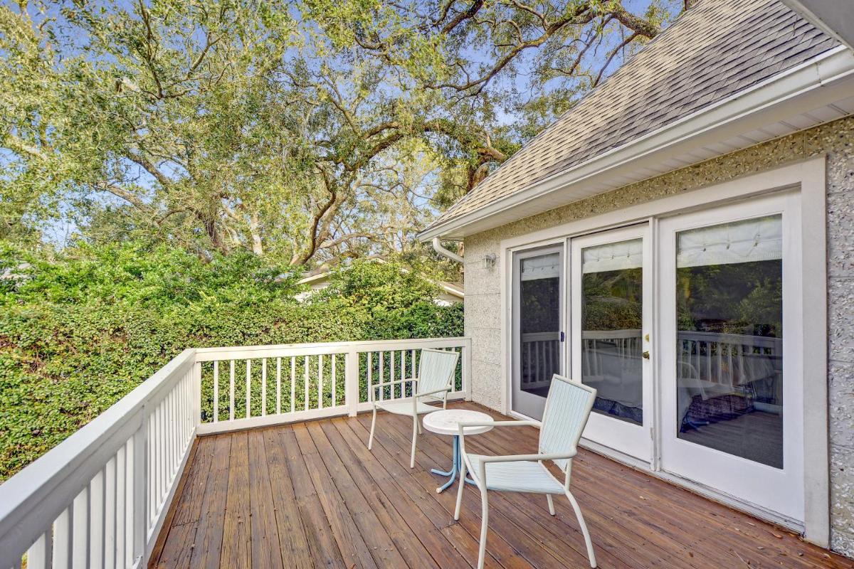 Beach House - image 6