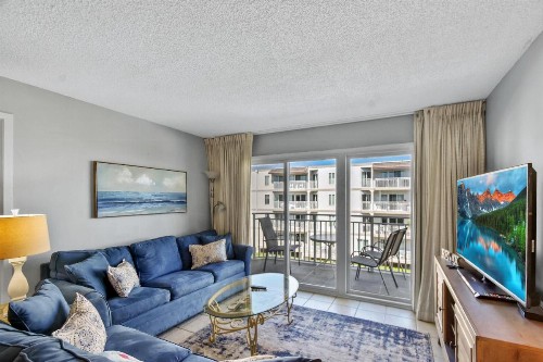 Beach Club # 327 - image 17