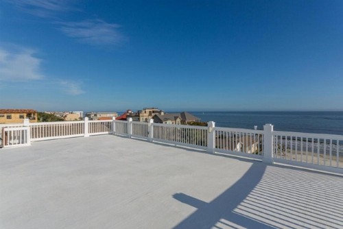 Beachview 911 - image 26