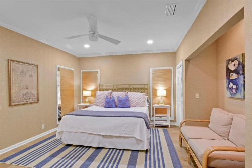 East Beach- Upscale yet comfortable with private pool - image 19