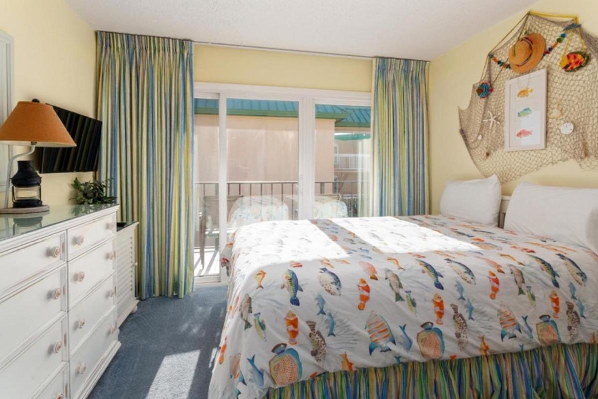 Beach Club 330 - image 4