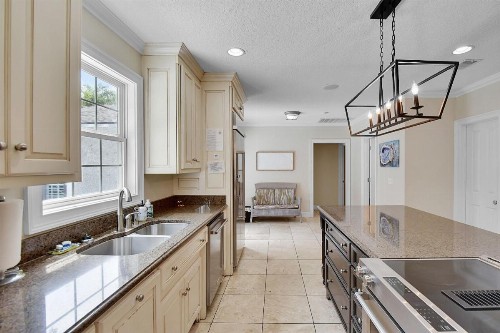 Belle Cottage - image 10