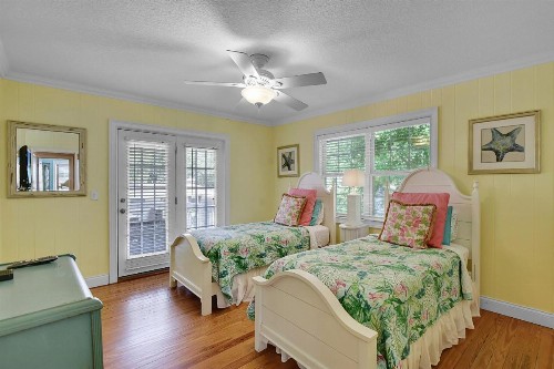 Belle Cottage - image 31