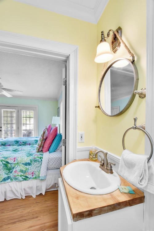 Belle Cottage - image 33