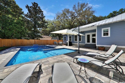 Lazy Oaks