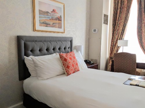 Hawthorne Hotel - image 2