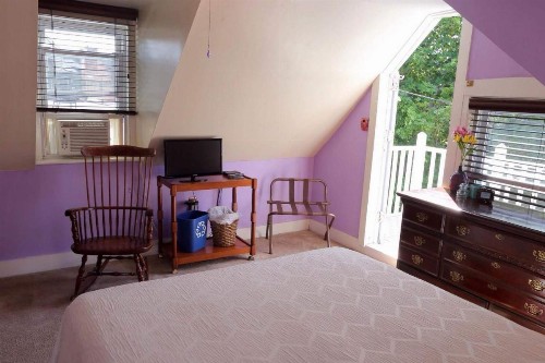 Stepping Stone Inn - image 4