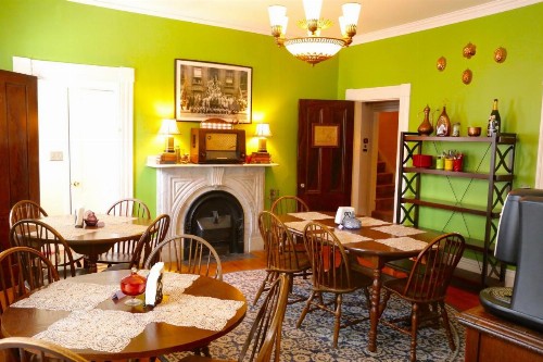 Stepping Stone Inn - image 5