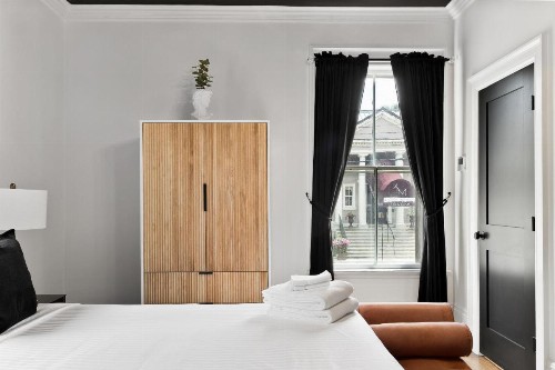 Coach House Inn - image 45
