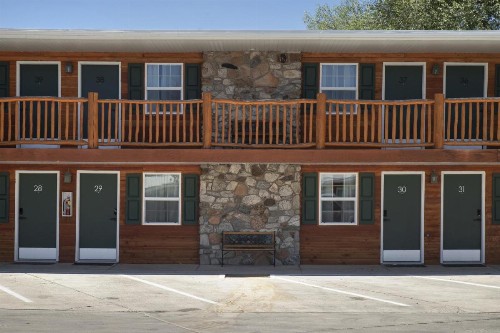Silver Ridge Lodge - image 17