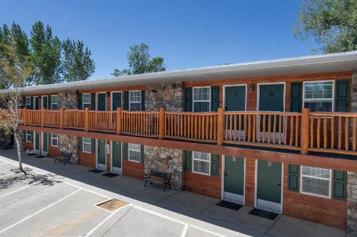 Silver Ridge Lodge - image 20