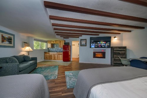 Silver Ridge Lodge - image 35