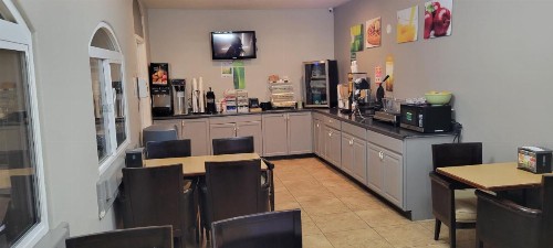 Quality Inn & Suites Salina National Forest Area - image 10